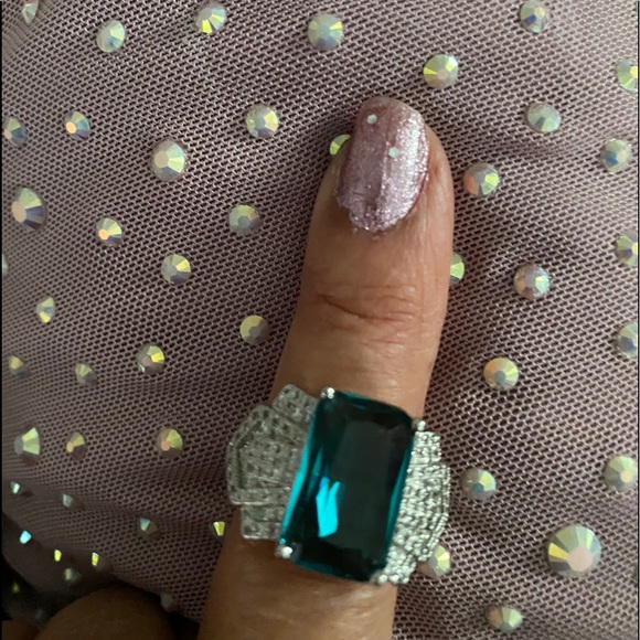 Sale! Classic 925 Sterling Ring - Picture 8 of 9